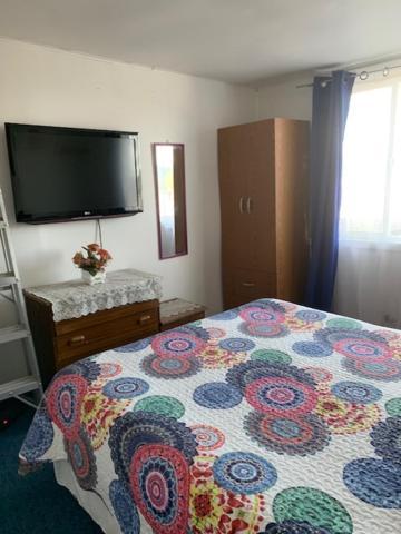 פוארטו מונט Hospedaje Familiar Glady'S House מראה חיצוני תמונה